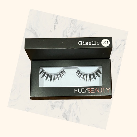 HUDA BEAUTY LASH BUNDLE! 3 Sets of Different Style GISELLE Lashes! - Picture 6 of 13